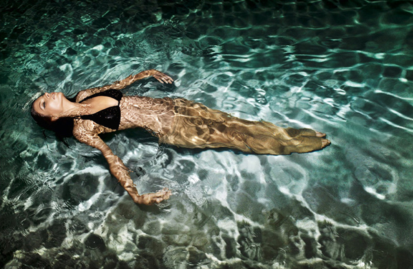 ��������� ������� ������ � ����������� Escada Sport �����-���� 2010