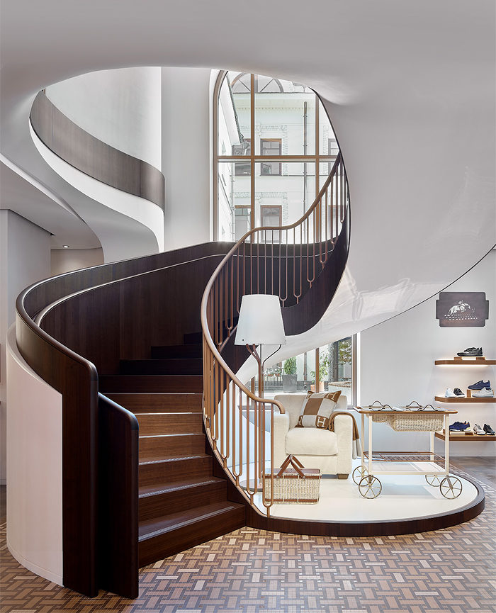 Herms ������� ����������� ����� � ������������� ��������