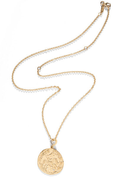 ��������� ����� Azlee ����� ����� ������ � ���� ������ �� ����� VFNO 2019