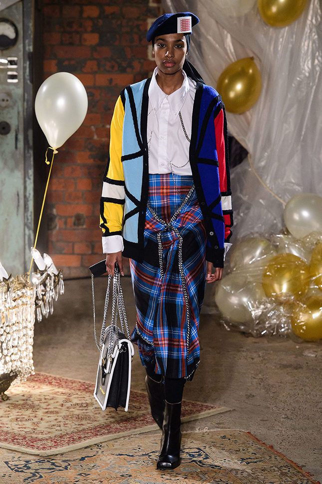 � ������ ���� � �������� ����� ����� ������ ��������� Charles Jeffrey Loverboy