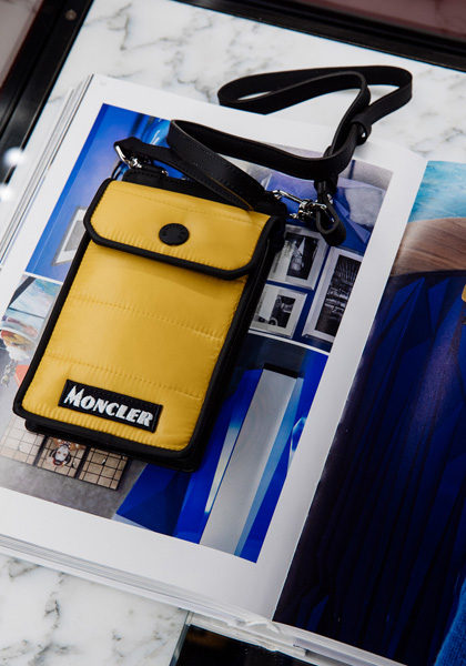 ����� ������������ Moncler � ��� ������ �������� �� ����� VFNO 2019